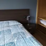 O Cruceiro 게스트하우스 팔라스 데 레이
